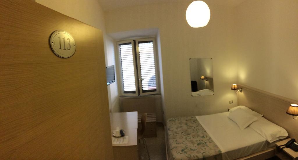 Hotel Giorni A Roma Habitación foto