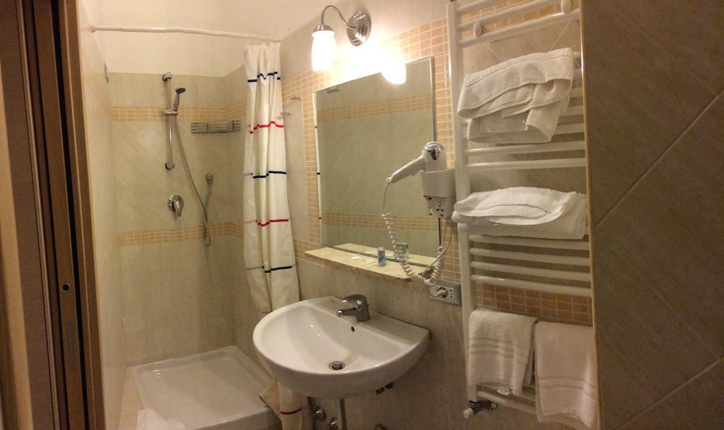 Hotel Giorni A Roma Habitación foto