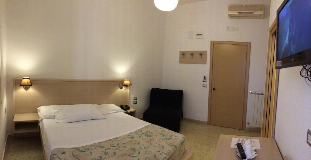 Hotel Giorni A Roma Habitación foto